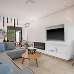 Seametry Villa *